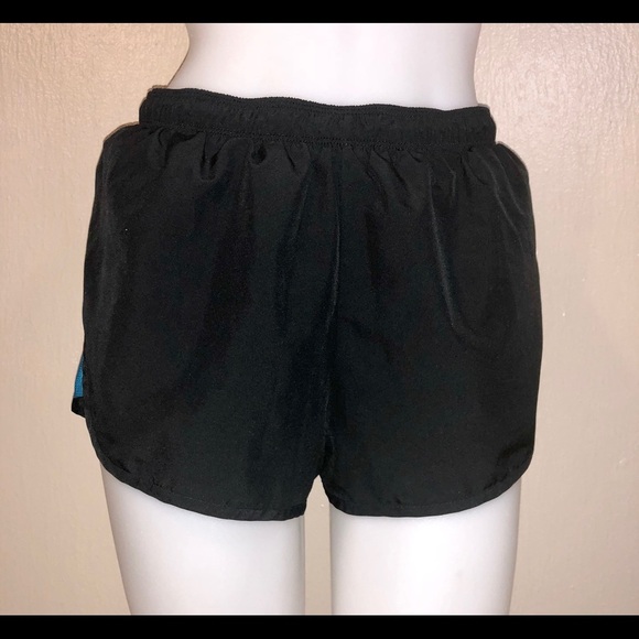 Nike Dri-Fit Shorts - Picture 4 of 6